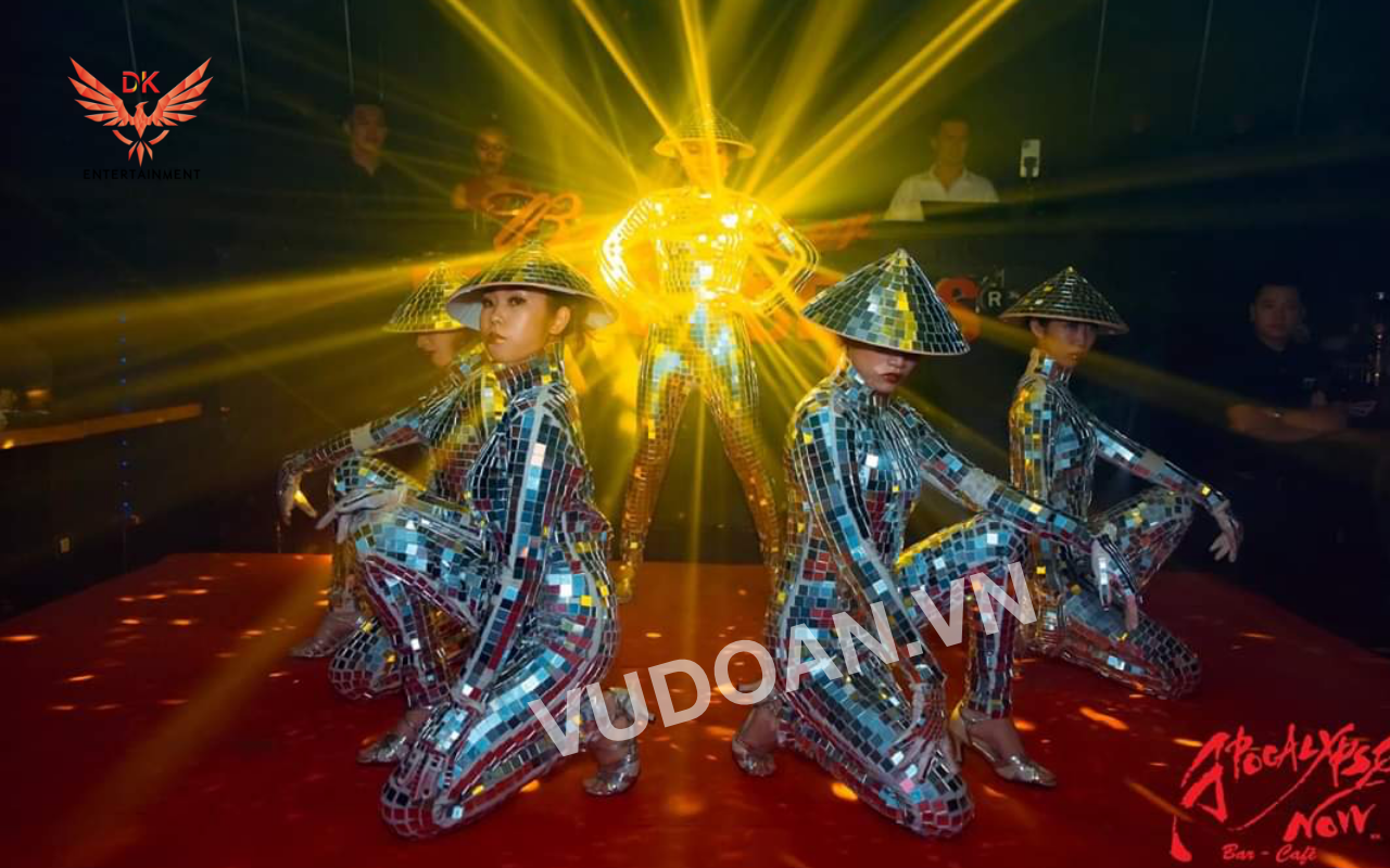 Mirror Dance nhảy gương — Vũ Đoàn DK