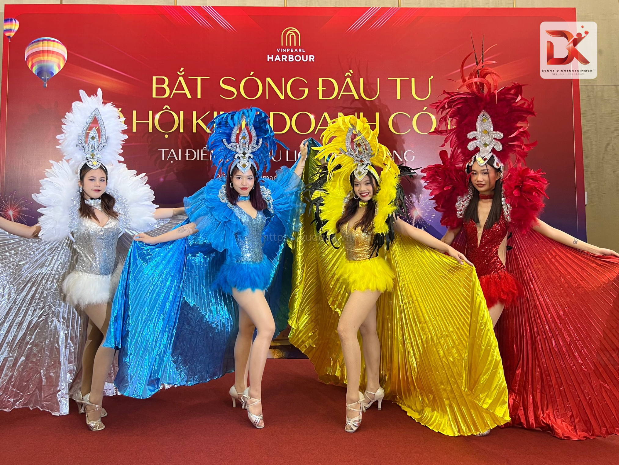 Múa trang phục Carnival Dance sự kiện doanh nghiệp — Vũ Đoàn DK Performance Tech House